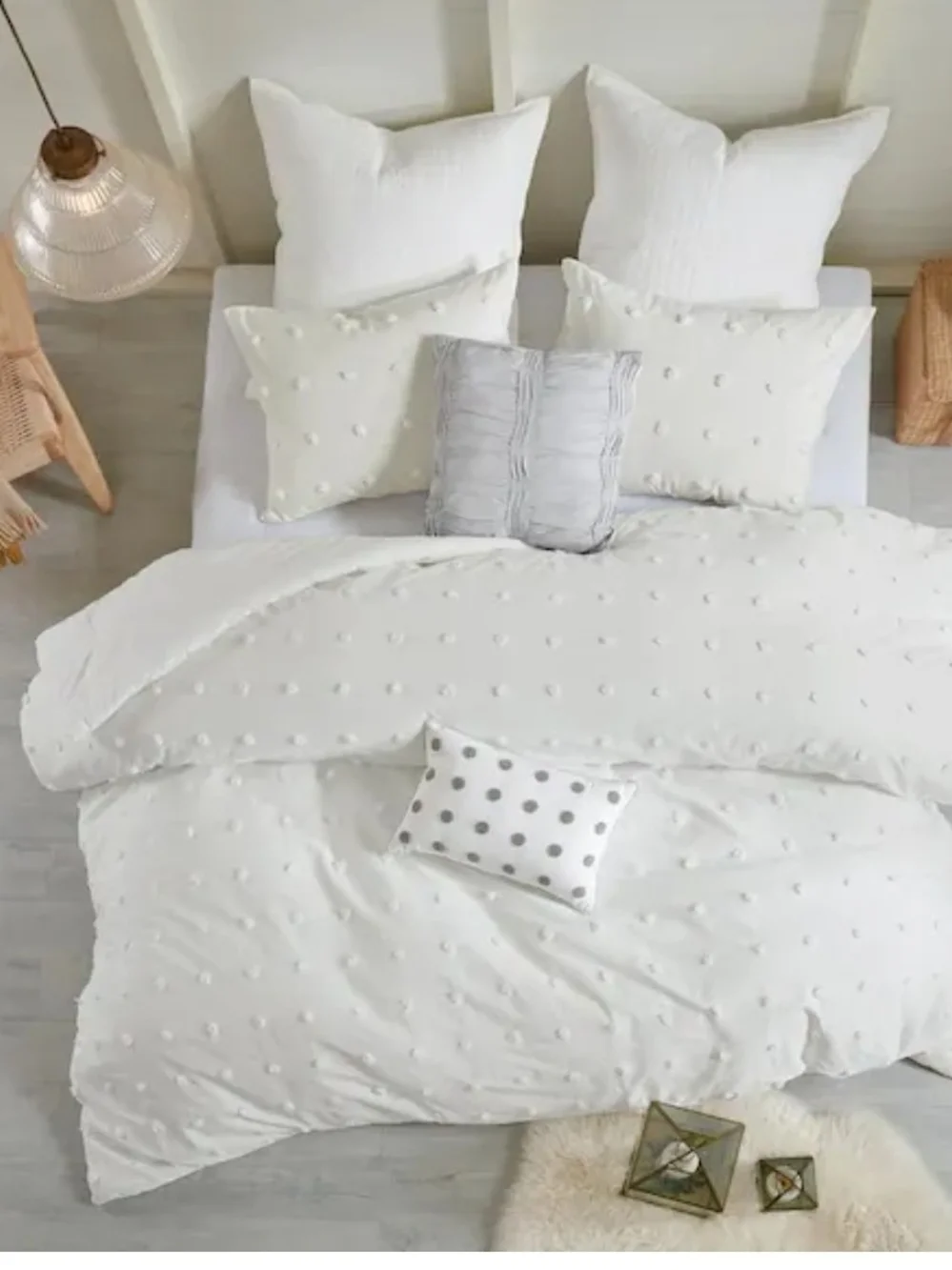 Urban Habitat White Tufted Comforter Set - Classic White
